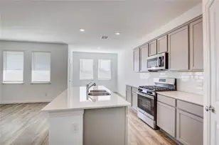 1513 Fallingwater Trail, Fort Worth, TX 76052 - Photo 4