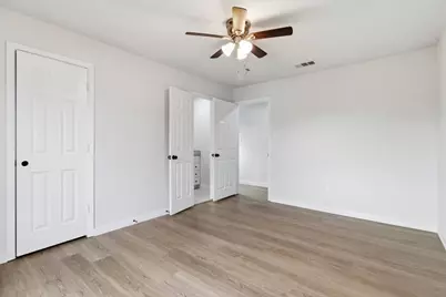 404 S Murray Street, McKinney, TX 75069 - Photo 10