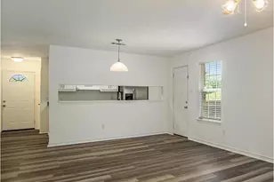 2621 Lee Ave, Fort Worth, TX 76164 - Photo 4