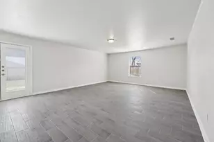 7020 Green Ridge Trail, North Richland Hills, TX 76182 - Photo 6