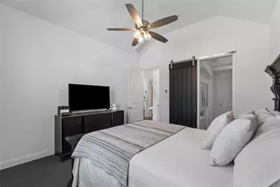 1330 Viridian Park Lane, Arlington, TX 76005 - Photo 4