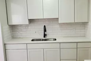 516 W Beach St, Fort Worth, TX 76111 - Photo 6