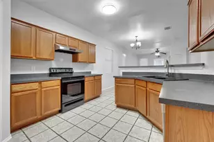 2936 Prairie Oak Blvd, Grand Prairie, TX 75052 - Photo 6