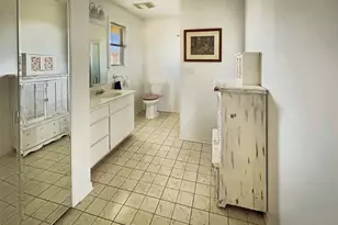 903 N Hoover Ave, Cameron, TX 76520 - Photo 14