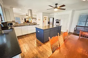 903 N Hoover Ave, Cameron, TX 76520 - Photo 6