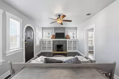 2612 Forby Avenue, Fort Worth, TX 76103 - Photo 2