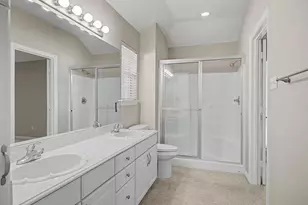 1016 Dawn Ct, Granbury, TX 76048 - Photo 14