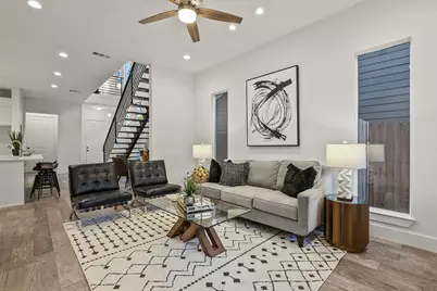 933 W 8th Street, Dallas, TX 75208 - Photo 8