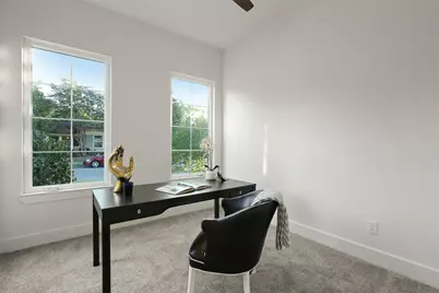 933 W 8th Street, Dallas, TX 75208 - Photo 10