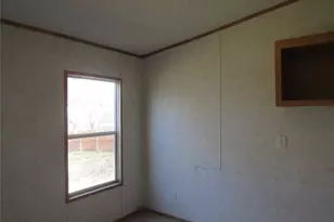 501 W Collins St, Denison, TX 75020 - Photo 14