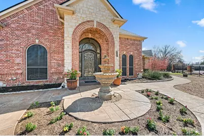 1305 Garza Lane, Little Elm, TX 75068 - Photo 4