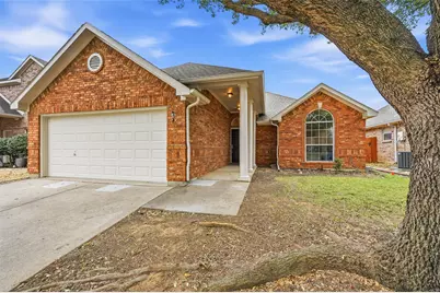 4416 Ridgeway Drive, Mansfield, TX 76063 - Photo 2