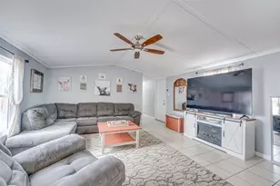 428 Gentry Rd, Ennis, TX 75119 - Photo 8
