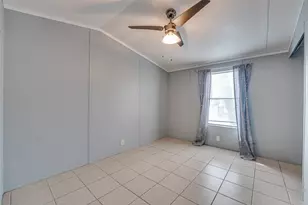 428 Gentry Rd, Ennis, TX 75119 - Photo 16