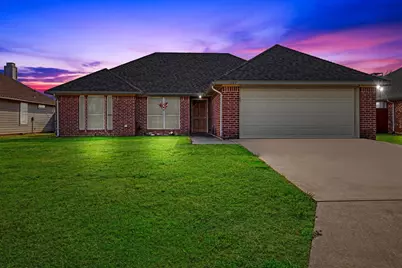 207 Quail Run, Aubrey, TX 76227 - Photo 2