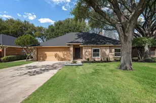 207 Darrin Dr, Rockwall, TX 75087 - Photo 2