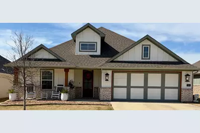 916 Rodgers Avenue, Godley, TX 76044 - Photo 2