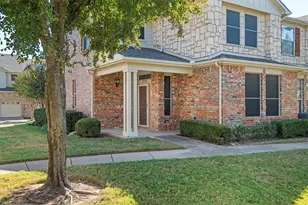 2725 Hyde Park Dr, Grand Prairie, TX 75050 - Photo 14