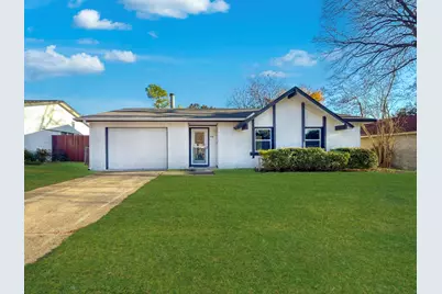 418 Clover Lane, Garland, TX 75043 - Photo 2