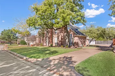 5519 Hunterwood Lane, Arlington, TX 76017 - Photo 2