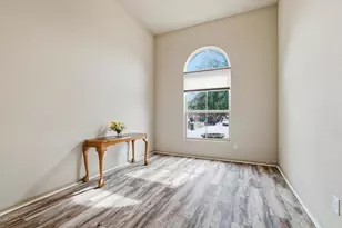 1101 Sierra Blanca Dr, Burleson, TX 76028 - Photo 6