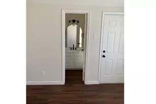 3903 Wanklyn Ct, Dallas, TX 75237 - Photo 14