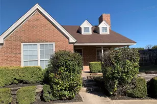 3903 Wanklyn Ct, Dallas, TX 75237 - Photo 2