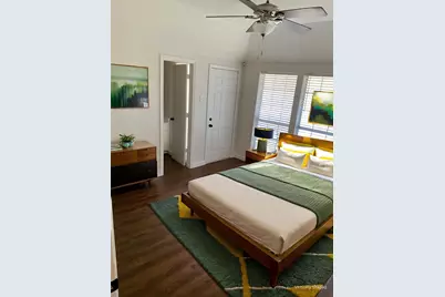 3903 Wanklyn Court, Dallas, TX 75237 - Photo 6