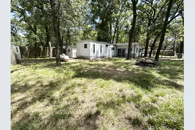 305 Live Oak Lane, Mabank, TX 75156 - Photo 1