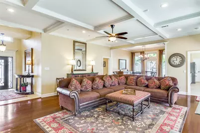 2729 Sunrise Drive, Arlington, TX 76006 - Photo 8