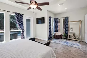 100 Maverick Ct, Granbury, TX 76049 - Photo 20