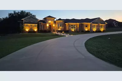 100 Maverick Court, Granbury, TX 76049 - Photo 1