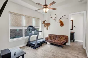 100 Maverick Ct, Granbury, TX 76049 - Photo 24