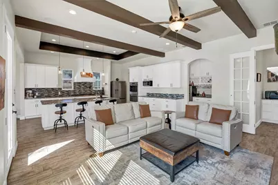 100 Maverick Court, Granbury, TX 76049 - Photo 8