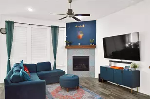 10018 Farmland Dr, Frisco, TX 75035 - Photo 4