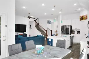 10018 Farmland Dr, Frisco, TX 75035 - Photo 6