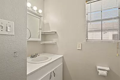 3720 Stanley Avenue, Fort Worth, TX 76110 - Photo 12