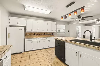 3720 Stanley Avenue, Fort Worth, TX 76110 - Photo 8