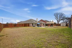 3701 Dutch Iris Ln, Fort Worth, TX 76140 - Photo 38