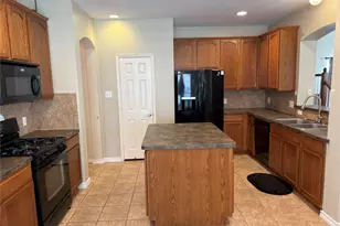 1109 Chattahoochee Dr, Savannah, TX 76227 - Photo 4