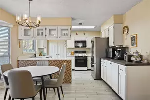 5329 Grand Mesa Dr, Fort Worth, TX 76137 - Photo 10