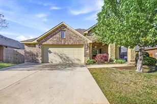 8421 Bonanza St, Aubrey, TX 76227 - Photo 2