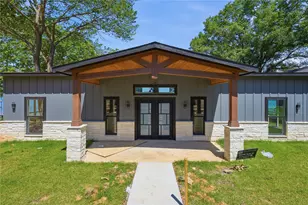 11194 Lakeside Ln, Mabank, TX 75156 - Photo 2