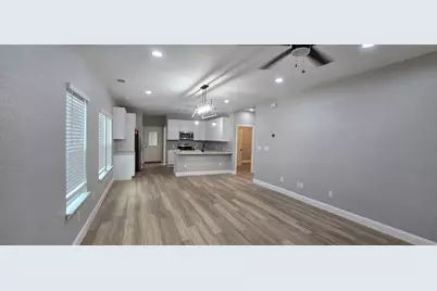 1921 Avenue A, Denison, TX 75021 - Photo 2