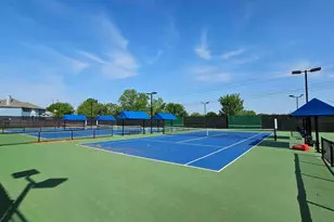 821 Crimson Rd, Lantana, TX 76226 - Photo 34