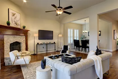 821 Crimson Road, Lantana, TX 76226 - Photo 4