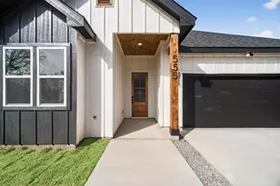 555 Burrell Dr, Dallas, TX 75232 - Photo 4