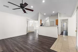 812 Bentle St, Cedar Hill, TX 75104 - Photo 8