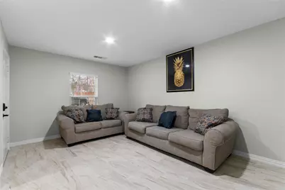 5826 Overlook Drive, Dallas, TX 75227 - Photo 4