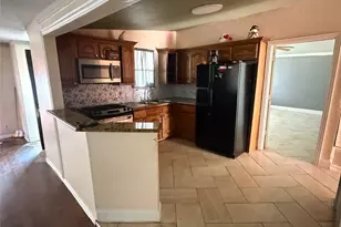 522 Seneca Dr, Garland, TX 75040 - Photo 2